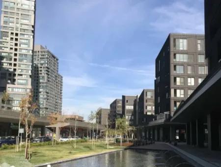 İncek Loft Kiralık 3+1 Şehir Manzaralı 19.Kat Daire