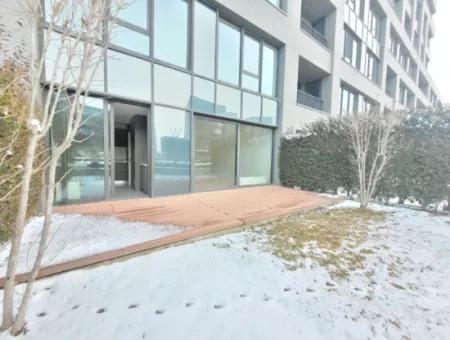Boş İncek Loft Satılık 3+1 Bahçe Dubleksi Şehir Manzaralı Daire