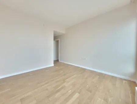 İncek Loft Satılık  2+1 85 M² 22.Kat Mogan Cephe Daire