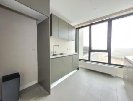 İncek Loft Satılık  2+1 85 M² 22.Kat Mogan Cephe Daire