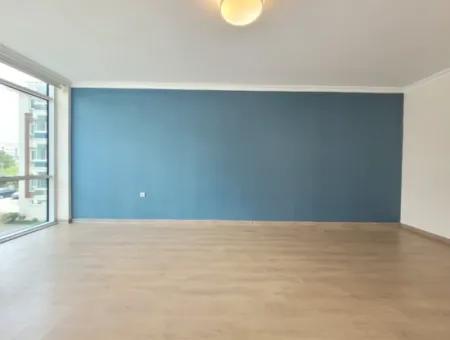 Kiracısız Kök Tapu Eskişehir Tepebaşı Batıkent Demirel Vizyon  Sitesi Satılık 2.Kat 3+1 Daire