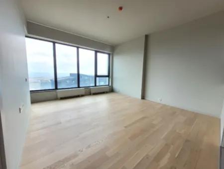 Boş İncek Loft  Satılık 1+1 Göl Manzaralı 2.Kat Daire