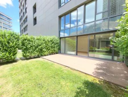 Boş Faturalı İncek Loft Satılık  2+1 Bahçe Dubleks Şehir Manzaralı Daire