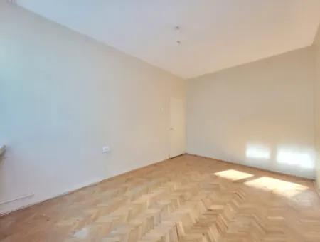 Ümitköy Merkez Ümitköy Sitesi Kiralık 100 M² 3+1 Bahçe Katı Daire Çankaya Ankara