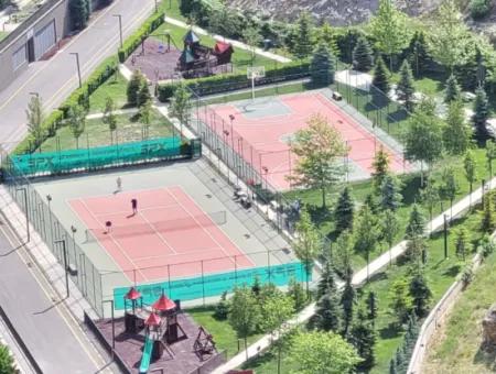 İncek Loft Satılık 1+1 Şehir Manzaralı 20.Kat Daire