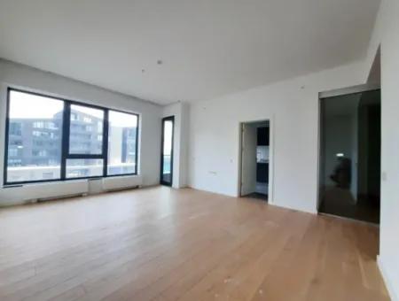 Göl Manzaralı Krediye Uygun İncek Loft Satılık  3+1 Dubleks Peyzaj Manzaralı 2.Kat Daire