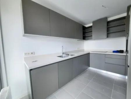 Göl Manzaralı Krediye Uygun İncek Loft Satılık  3+1 Dubleks Peyzaj Manzaralı 2.Kat Daire
