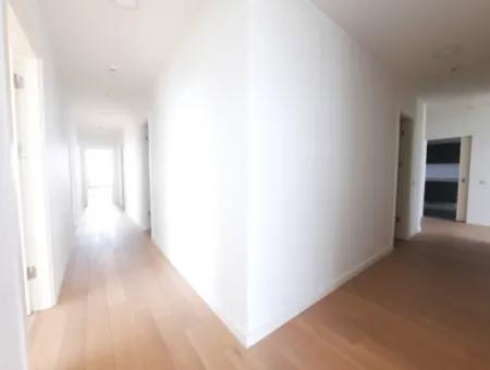 Kiracısız İncek Loft Satılık  5,5+1  Göl Manzaralı 14.Kat Daire