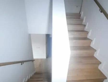 Krediye Uygun İncek Loft Satılık  2+1 Dubleks Şehir Manzaralı 2.Kat Daire