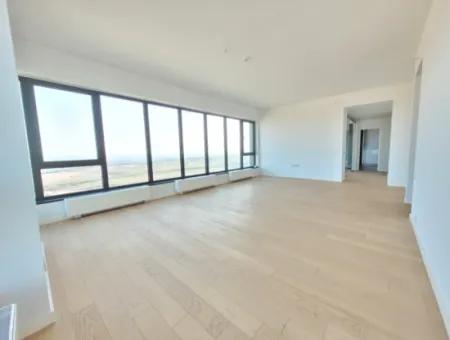 Kiracısız İncek Loft Satılık  5.5+1  Göl Manzaralı 20.Kat Daire