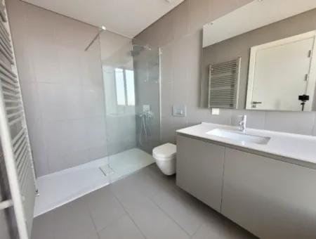 Kiracısız İncek Loft Satılık  5.5+1  Göl Manzaralı 20.Kat Daire