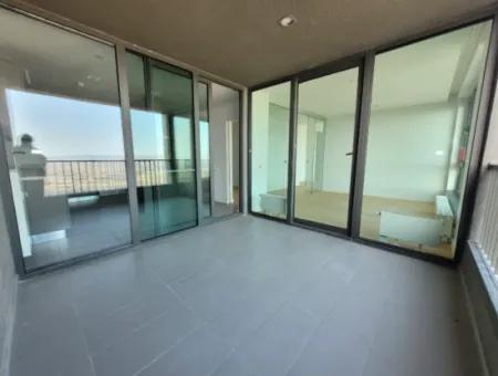 Kiracısız İncek Loft Satılık  5.5+1  Göl Manzaralı 20.Kat Daire