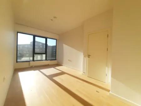 Boş Krediye Uygun İncek Loft Satılık  3+1 Dubleks Peyzaj Manzaralı 2.Kat Daire