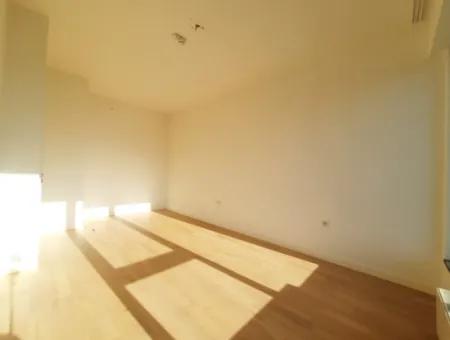 Boş Krediye Uygun İncek Loft Satılık  3+1 Dubleks Peyzaj Manzaralı 1.Kat Daire