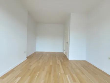 Boş Krediye Uygun İncek Loft Satılık  2+1 Dubleks Şehir Manzaralı 2.Kat Daire