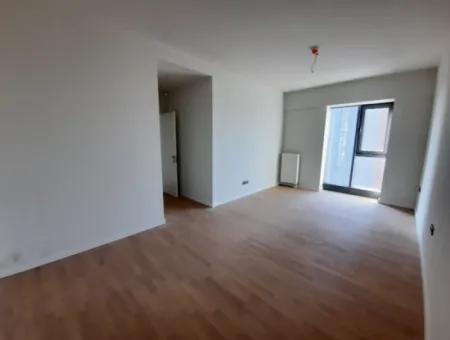 Vatandaşlığa Uygun Beytepe İncek Bulvar Loft Satılık 4+1 17.Kat Park Manzaralı Güney Cephe  Daire