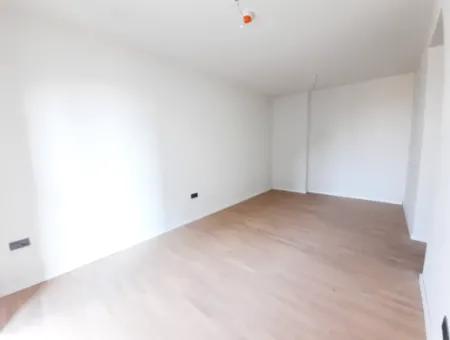 Vatandaşlığa Uygun Beytepe İncek Bulvar Loft Satılık 4+1 17.Kat Park Manzaralı Güney Cephe  Daire