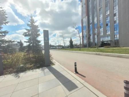 Vatandaşlığa Uygun Beytepe İncek Bulvar Loft Satılık 4+1 17.Kat Park Manzaralı Güney Cephe  Daire